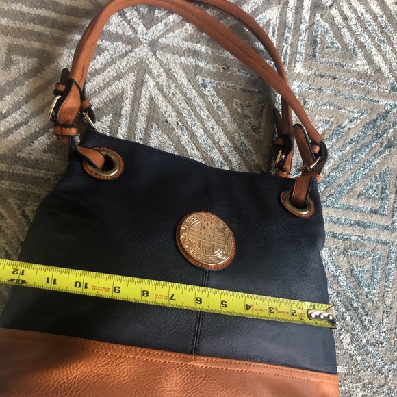 Hand bag - Picture 9 of 9